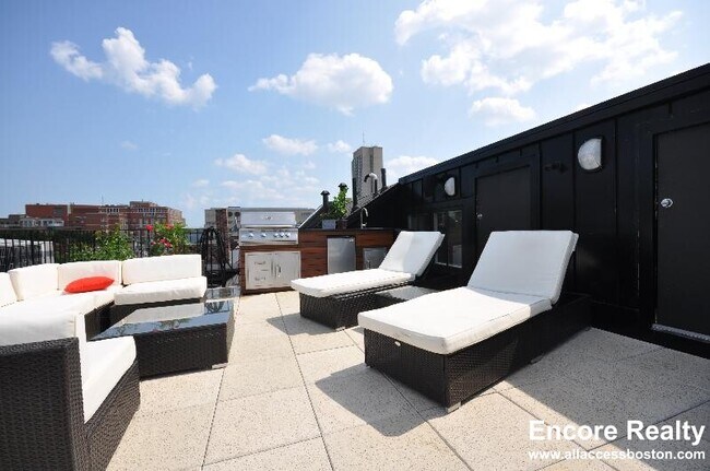 Photo - 658 Massachusetts Ave Unit 6