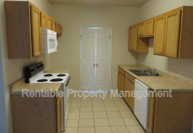 Photo - 109 Collett Ct