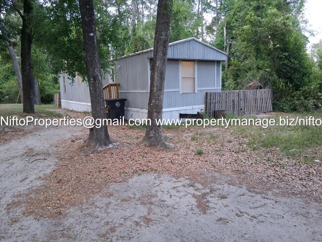 Building Photo - 5576 Aenon Ln