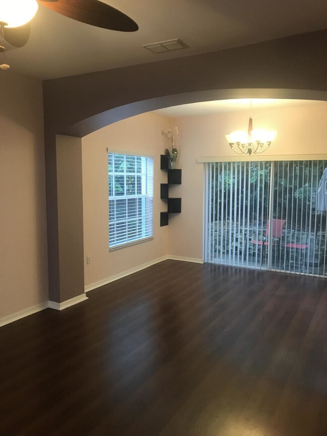 Living Room - 3258 Tamara Dr