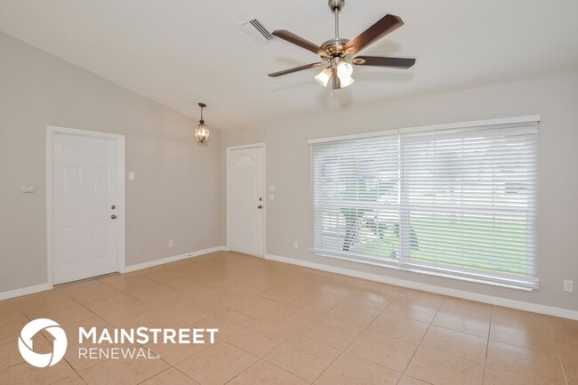 Photo - 3858 N Chamberlain Blvd