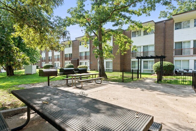SouthRidge BBQ/Picnic Area