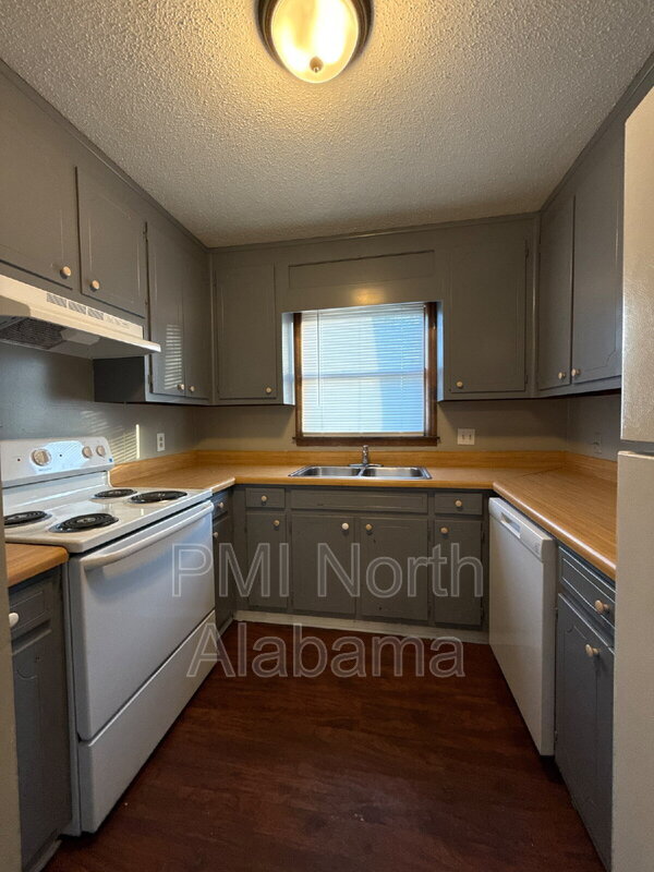 Photo - 4428 Bonnell Dr NW Unidad Apt A