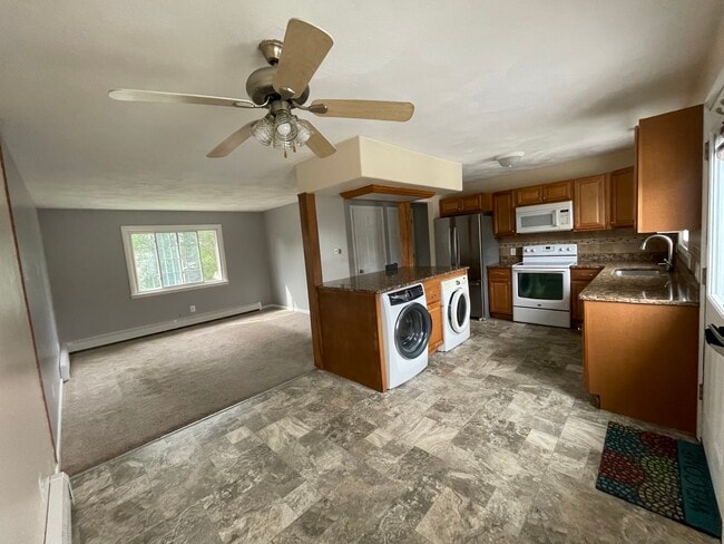 Washer & dryer included - 44 N Woody Hill Rd Unit North Woody Hill