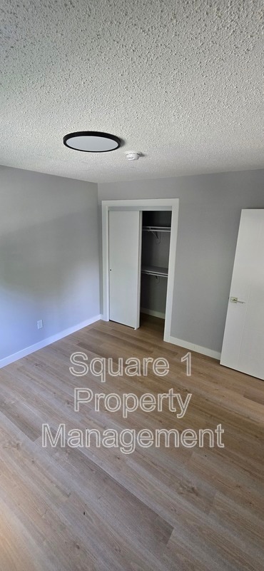 Photo - 10556-10580 80 Ave NW