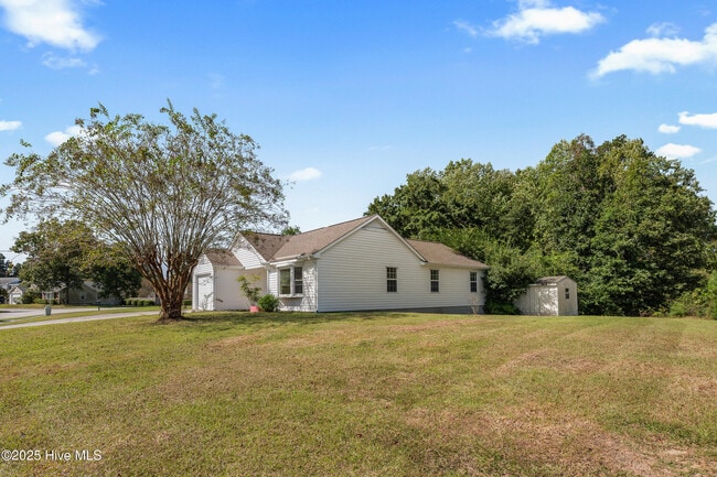 Photo - 314 Pebble Ln