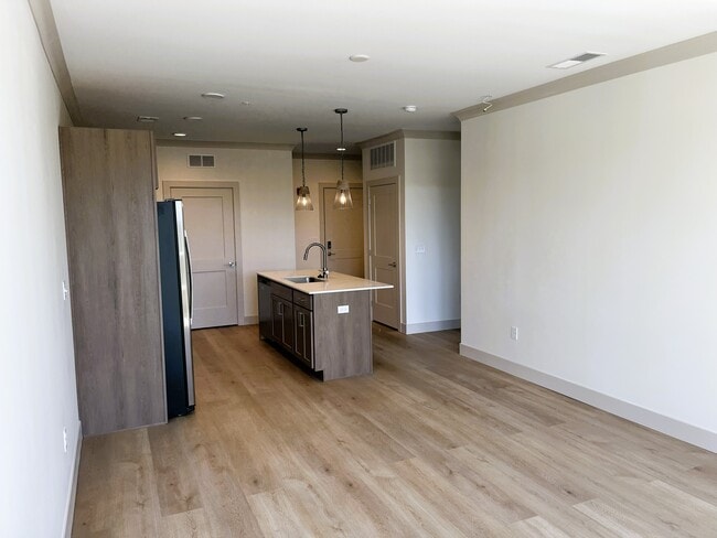 Photo - Lofts at Headwaters Park