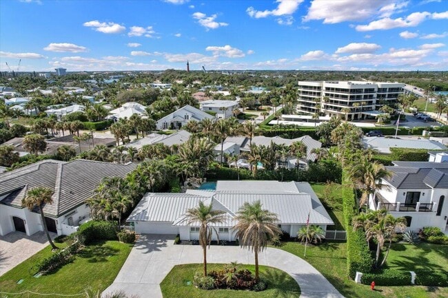48 Ocean Dr
