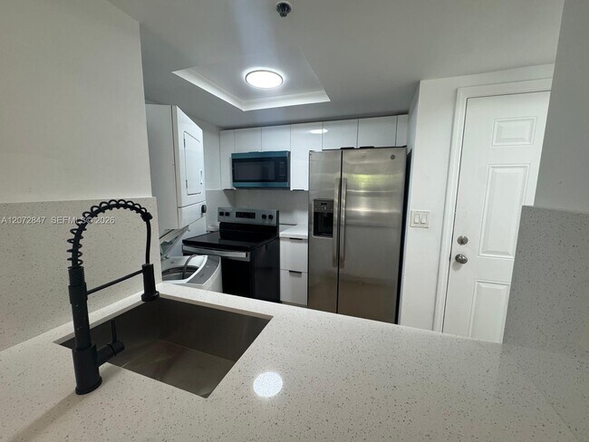 Photo - 2415 NW 16th St Rd Unidad 301-1