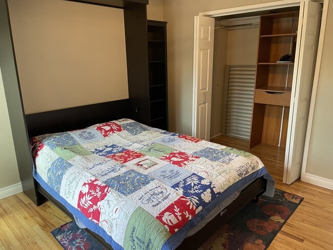 Photo - 4240 Francis Way