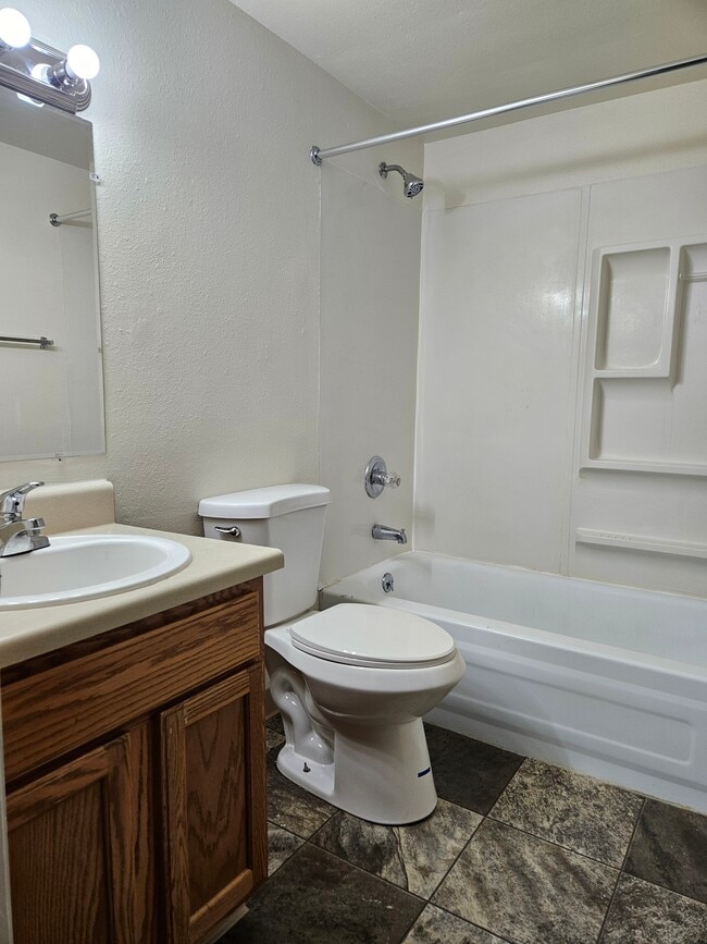 Photo - Lighthouse Gardens Apartments