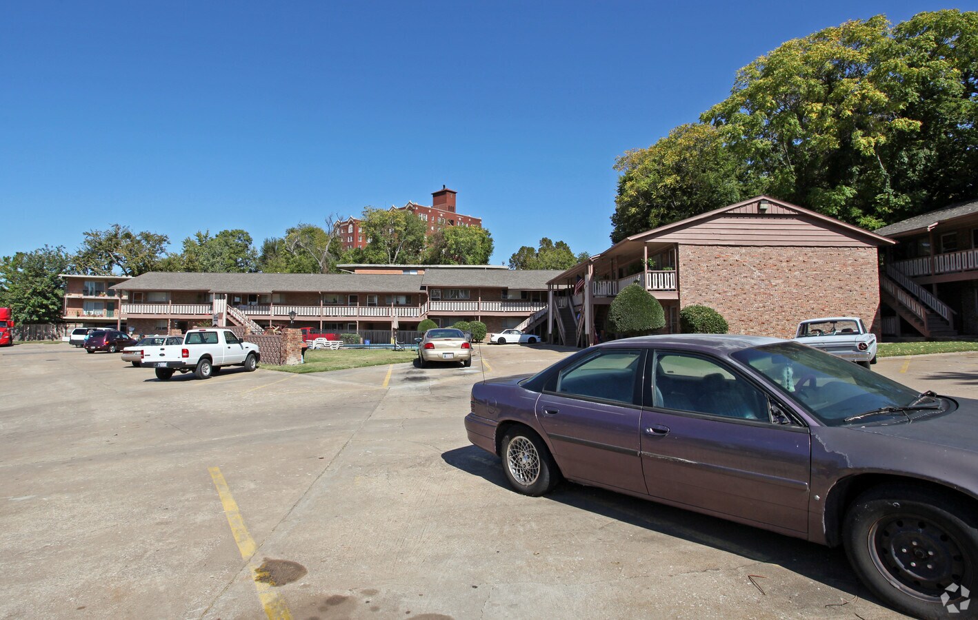 Riverview Apartments - Riverview Apartments