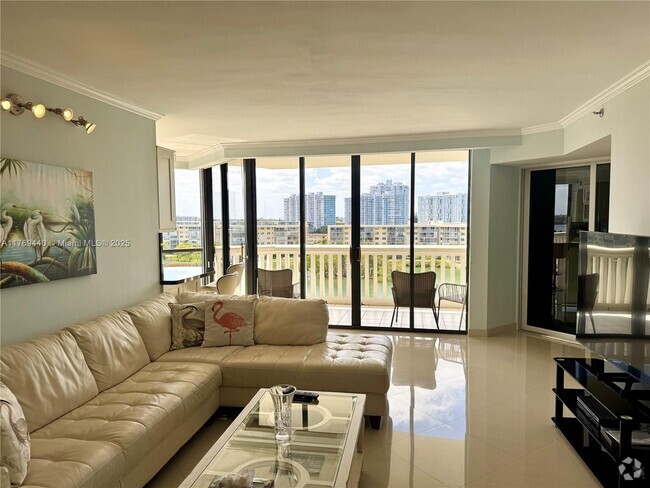 Building Photo - 1000 E Island Blvd Unit 710 Rental