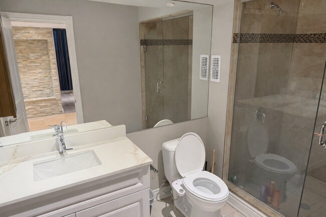 Photo - 56 Royal Orchard Dr