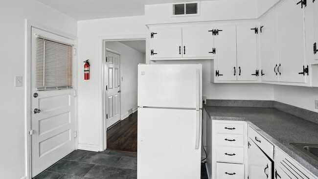 Photo - 3608 Jackson St Unit 1 East