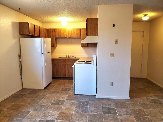 Photo - 2 bedroom, 1 bathroom Apt