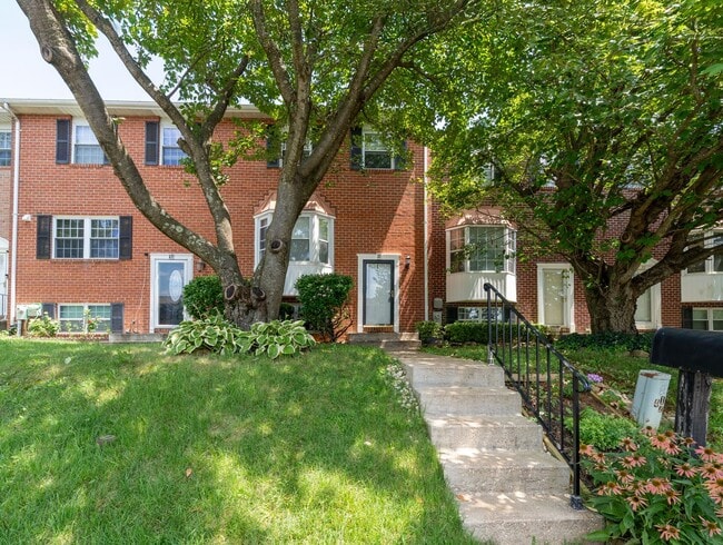 Building Photo - 27 Sylvan Park Ct Rental