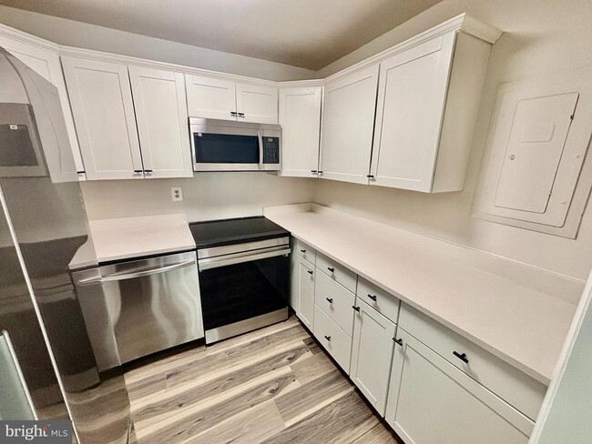 Photo - 327 St Marys Ave Apartamento Unidad 7F