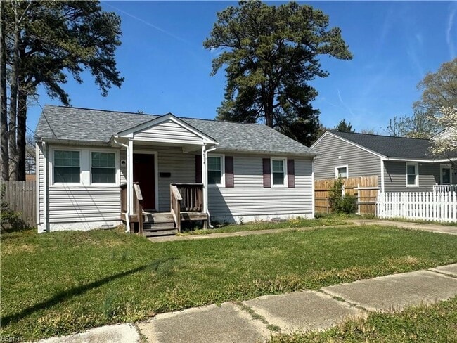 Photo - Adorable Ranch Home in Sherwood Forest!
