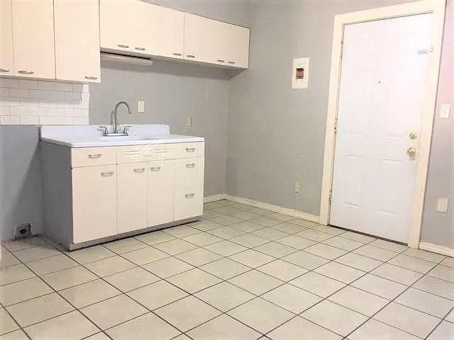 Photo - 1102 NW 27th St