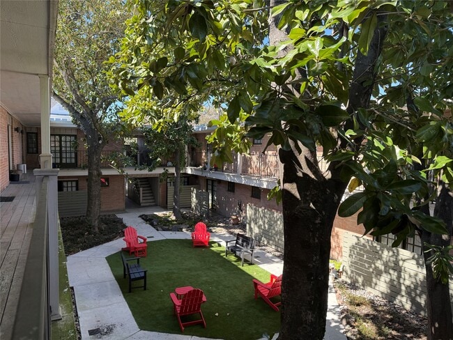 Photo - 1801 Cortlandt St Unidad 20