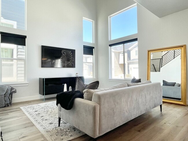 Photo - Modern Townhome at North Pointe Village!