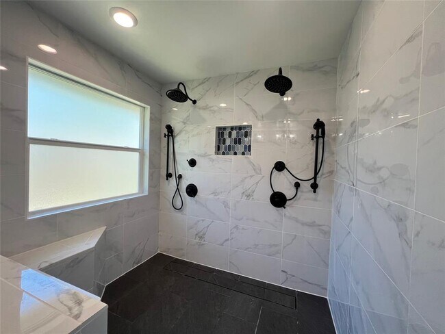 Photo - 2908 Wadsworth Way
