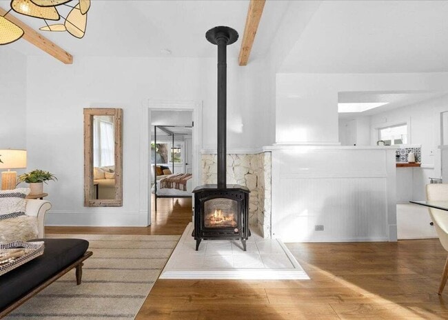 Photo - 171 Helman St