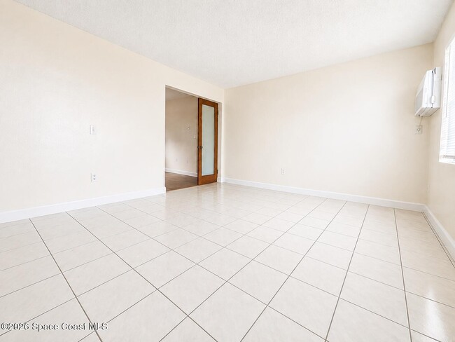 Photo - 1105 Park Dr