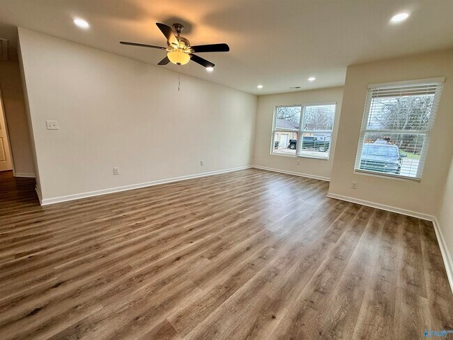 Photo - 103 Oakwood Meadows Dr