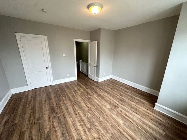 Photo - 440 W Fisher Ave