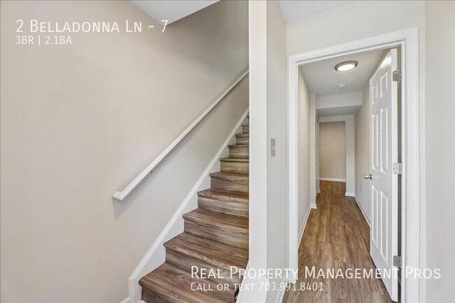 Photo - 2 Belladonna Ln