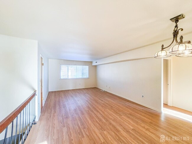 Photo - 1302 Bradley Ct