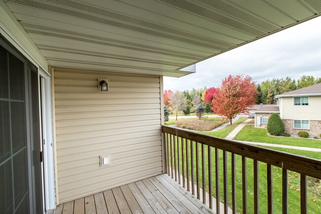 Photo - Charlotte Court Apartments