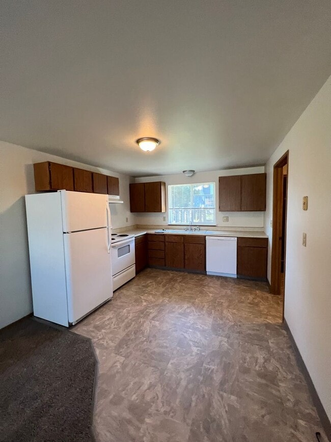 Photo - d1317 Unit 1317-B