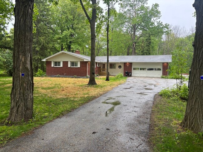 Photo - 5288 County Line Rd House