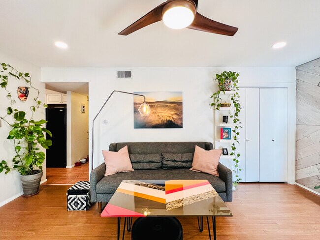 Photo - 7801 Shoal Creek Blvd Unit 148