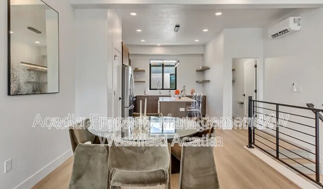 Photo - 4186 S Main St