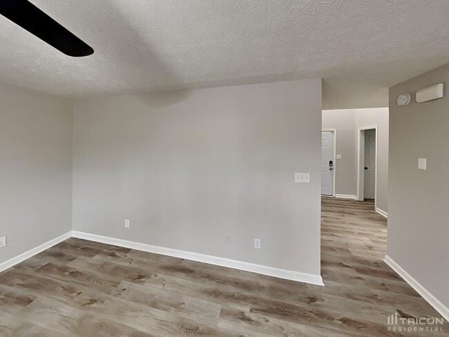 Photo - 701 St Charles Ave