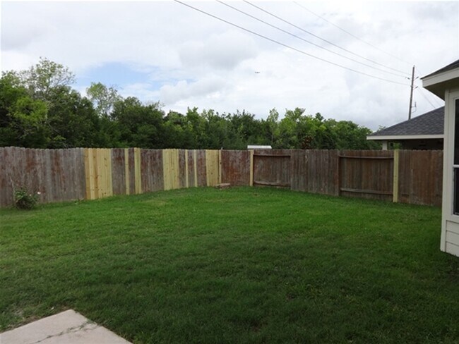 Photo - 2610 Dawn River Ln