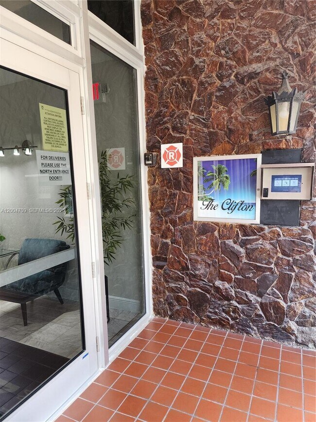 Photo - 3161 S Ocean Dr Unit 409