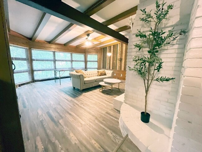 Photo - 3923 Bluestone Rd Unidad 1 - 3923