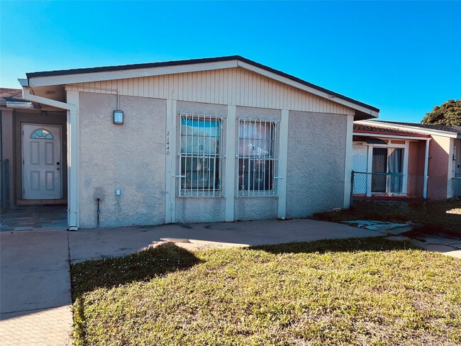 Building Photo - 21440 NW 40th Cir Ct