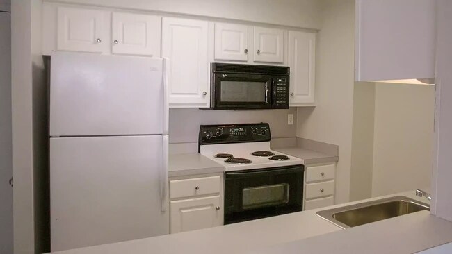 Photo - 17 Magazine St Unit 405B