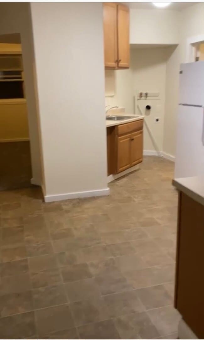 Building Photo - 325 Goodrich St Unit 325 GOODRICH  2