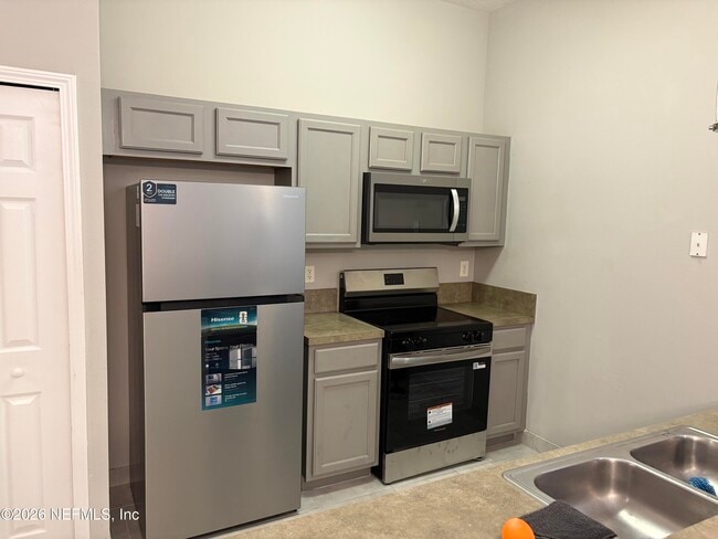 9505 Armelle Way Unit 3