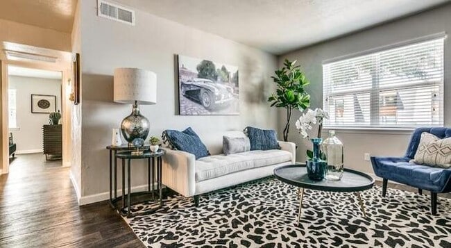 Photo - 3550 E Overton Rd Unit d1