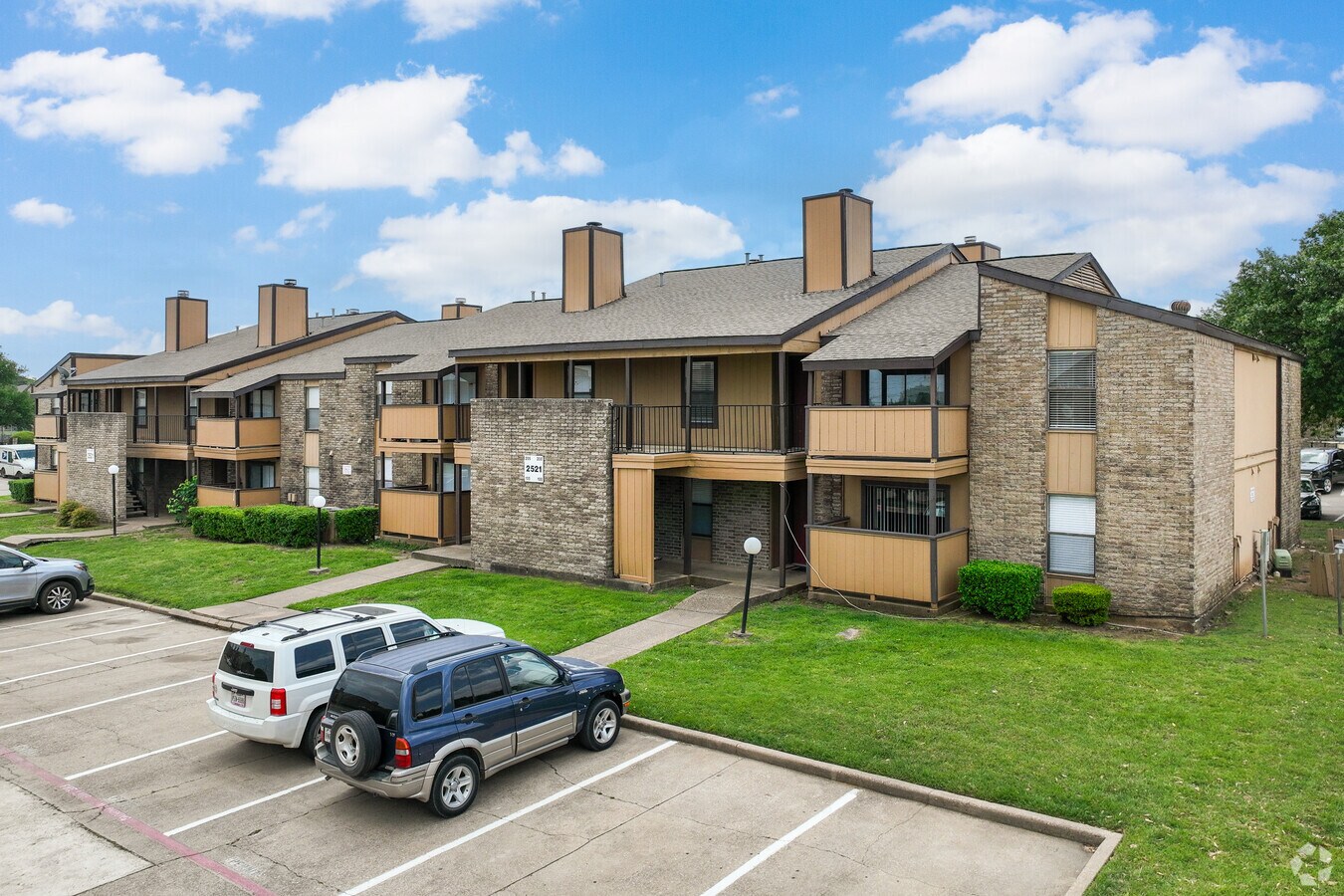 Primary - Railridge Apartments