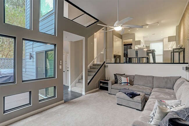 Photo - 2504 Mandell St Unit 1