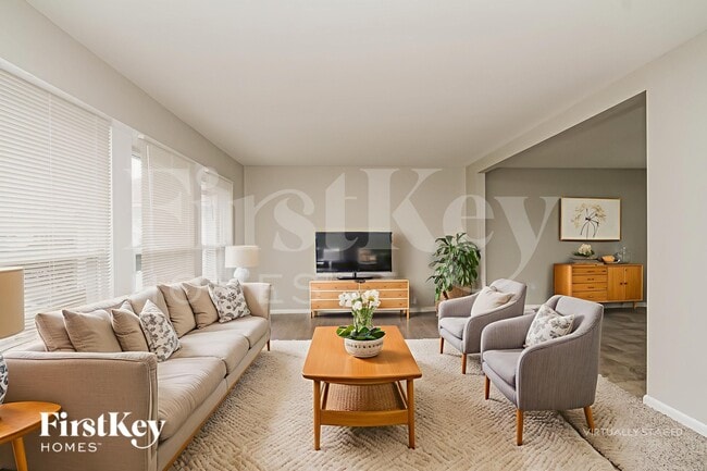 Photo - 17621 Grandview Dr